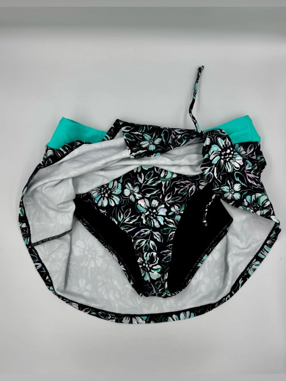 Yonique NWT Teal Halter Tankini Set with Floral Swim Skirt Size Small